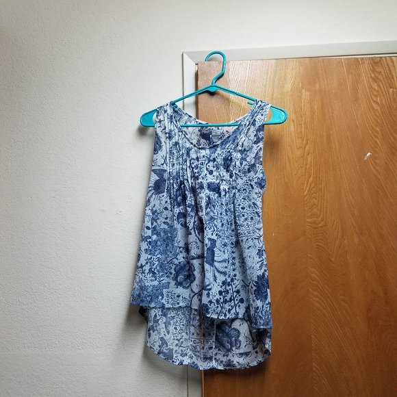 Converse Hi-Lo Floral Blouse - Picture 1 of 4